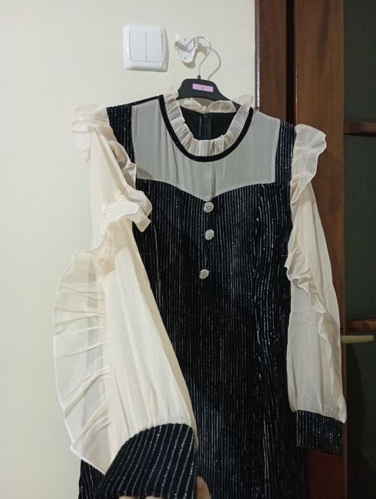 Rochie model cloș