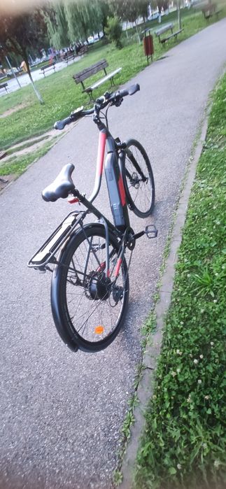 Vând / Vând / Vand