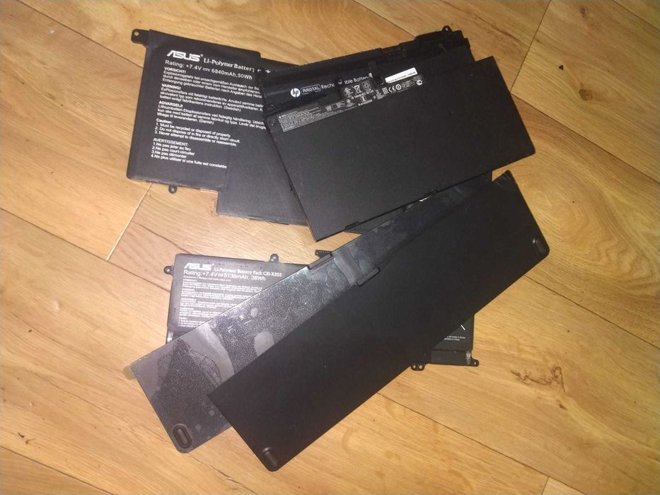 Diferite baterii laptop, noi si sh, toate testate si functionale