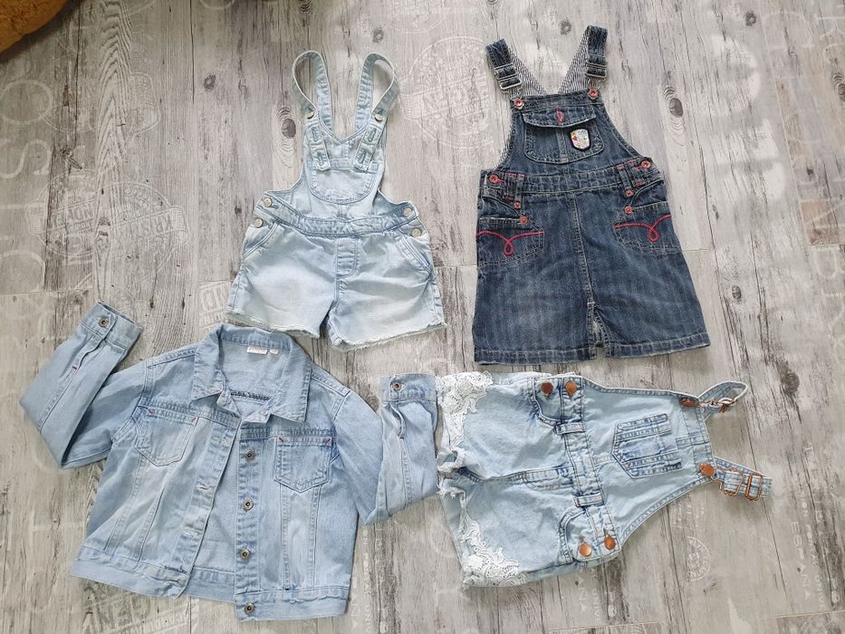 3 salopete si geaca de blugi