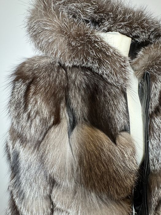 Haină din blană de vulpe – piele naturală, nouă, superbă