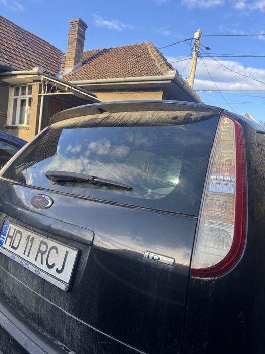 Dezmembrez ford focus 2 facelift an 2009 2.0 tdci 136 cp