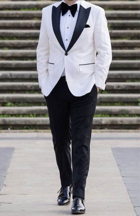 Sacou ceremonie Adina Buzatu