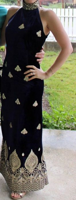 Традиционна дълга официална рокля