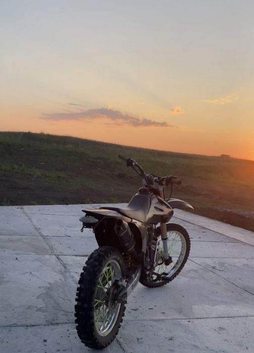 Продам эндуро 250