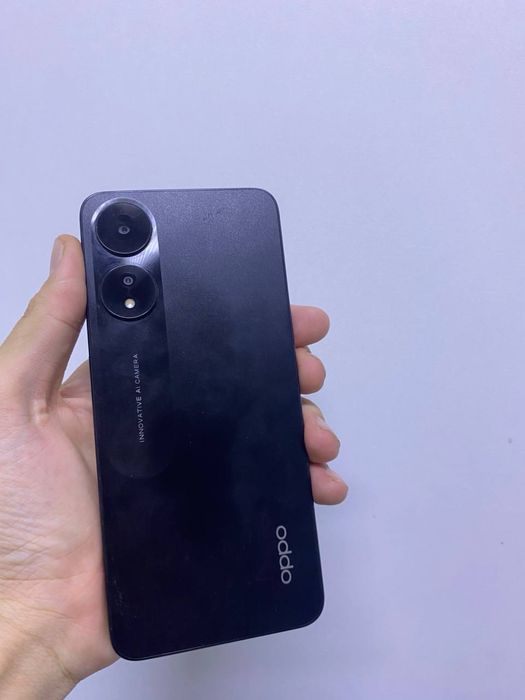 Oppo A78 256GB.