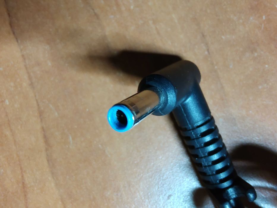 Incarcator laptop original HP 65W mufa albastra pin central
