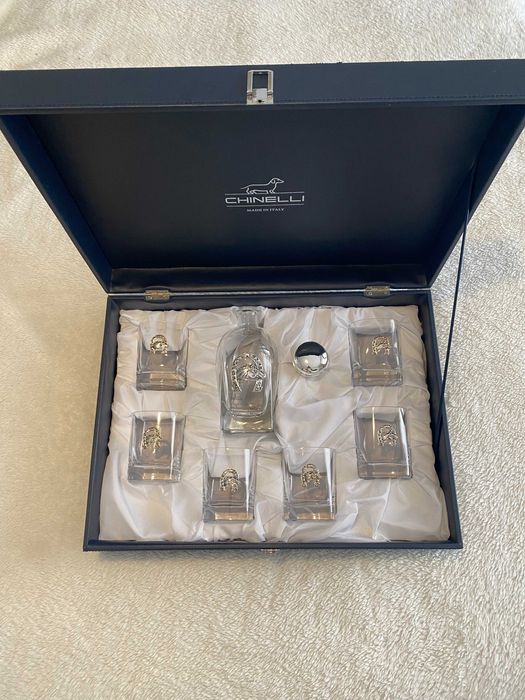 Brand new luxury Chinelli Italy silver-plated whiskey/liquor set, 7 pcs