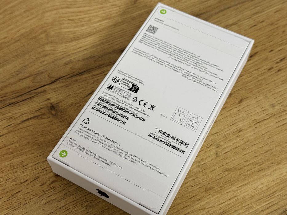 iPhone 17 чисто нов запечатан!!!