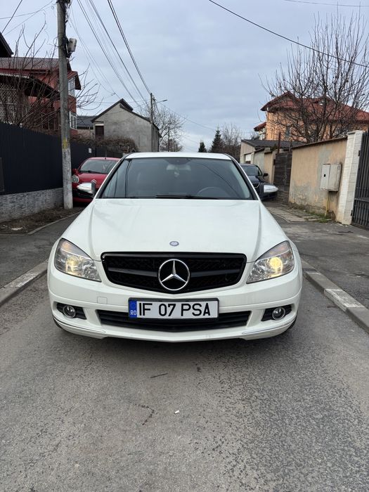 Mercedes-Benz C 220