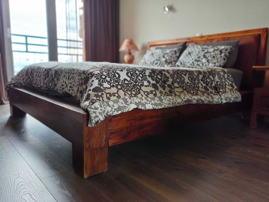 легло King Size от тиково дърво 160x200