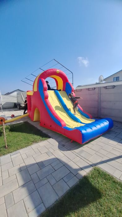 Inchiriere Tobogan/topogan gonflabil  București si  Ilfov