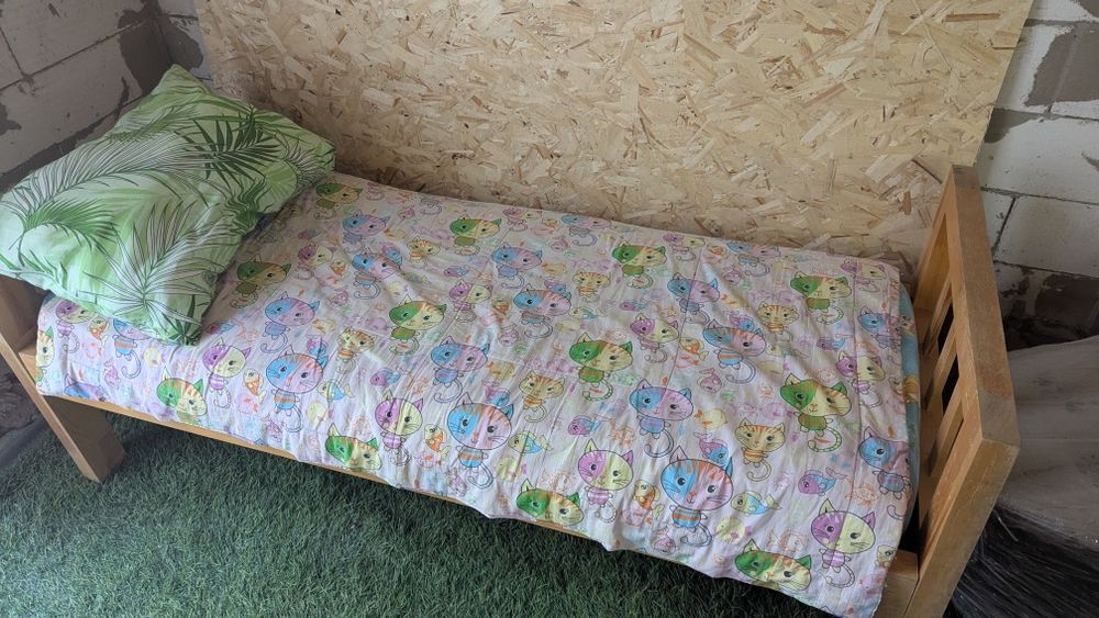 Продам детскую кроватку