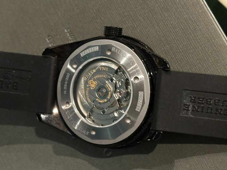 Ball automatic skindiver