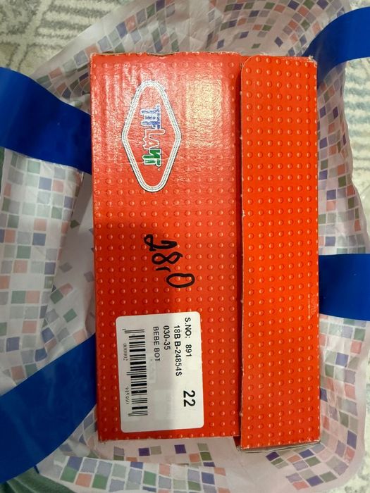 Продаю детские вещи