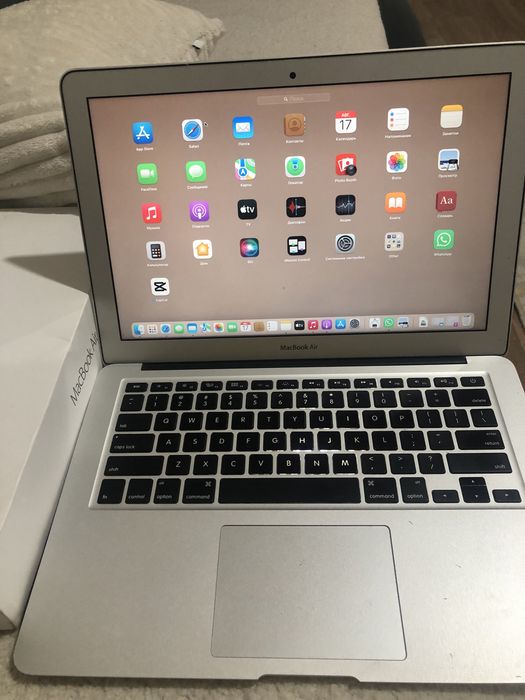 Продам Maacbook air 13 2015
