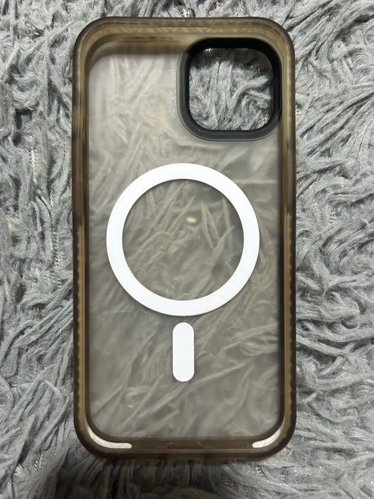 Продам чехол на айфон 14