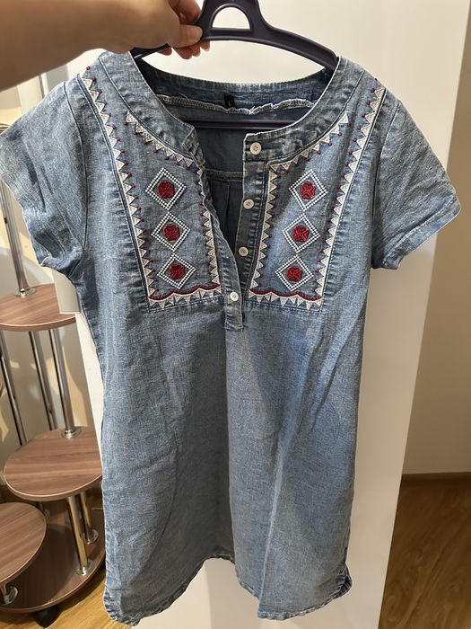 Платья и рубашки