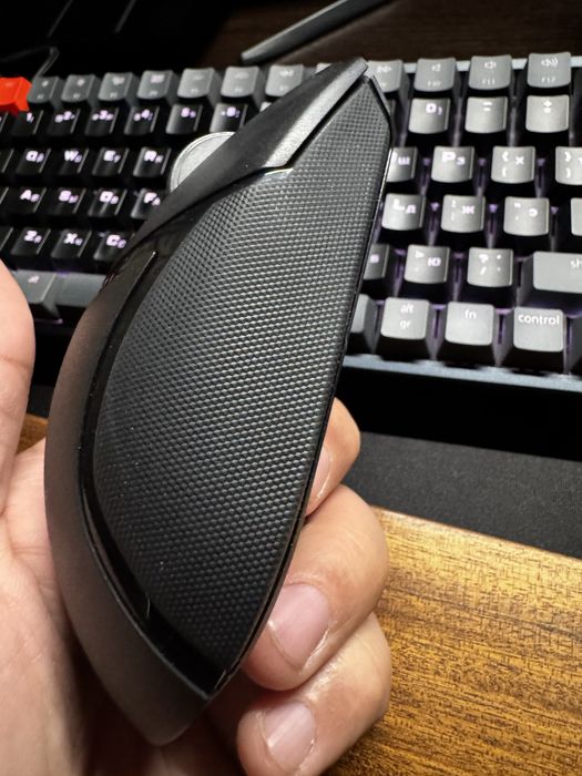 Продам игровую мышь Razer basilisk v3 X hyperspeed