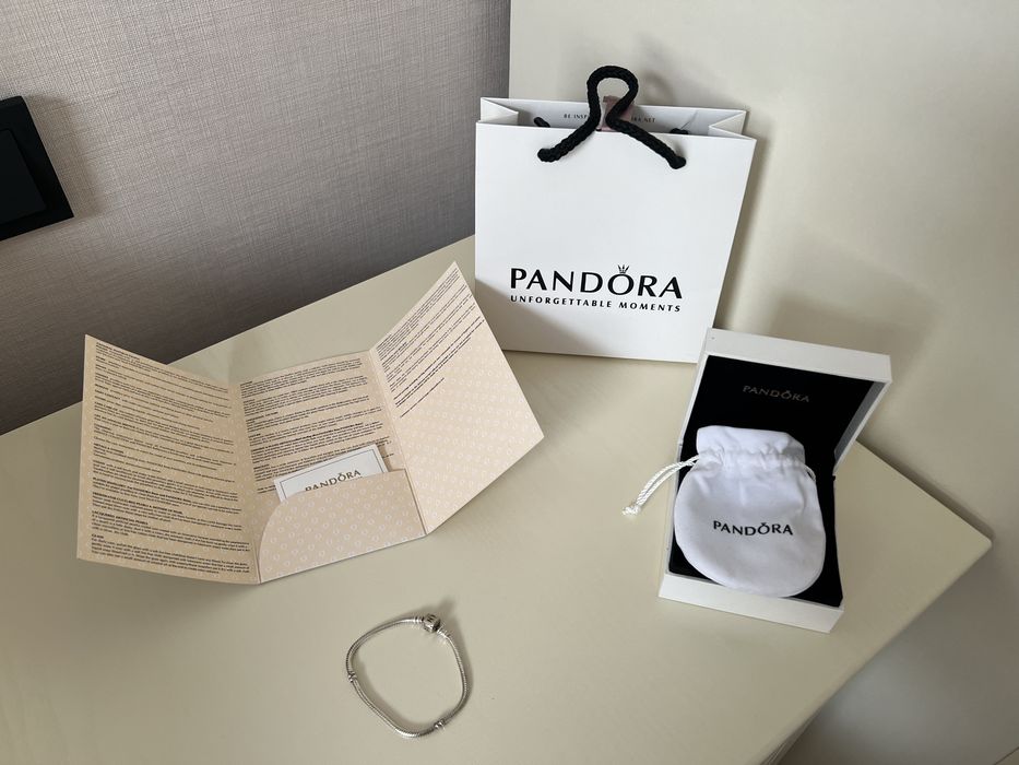 Продам браслет Pandora Оригинал.