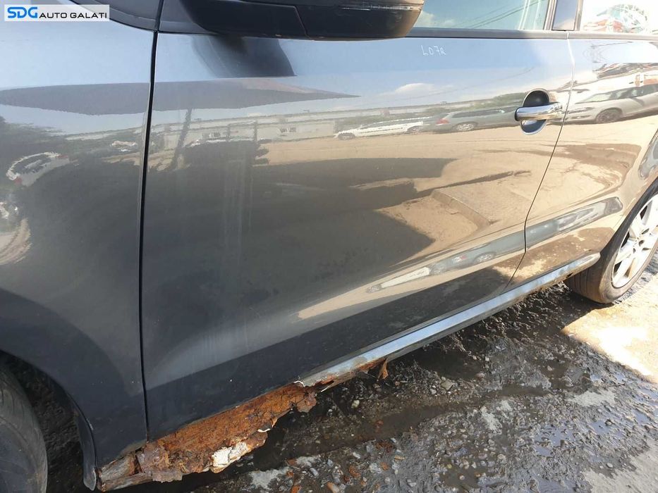 Usa Usi Portiera Portiere Stanga Fata Dezechipata Volkswagen Polo 6R 2009 - 2016 Culoare LD7R [1448]