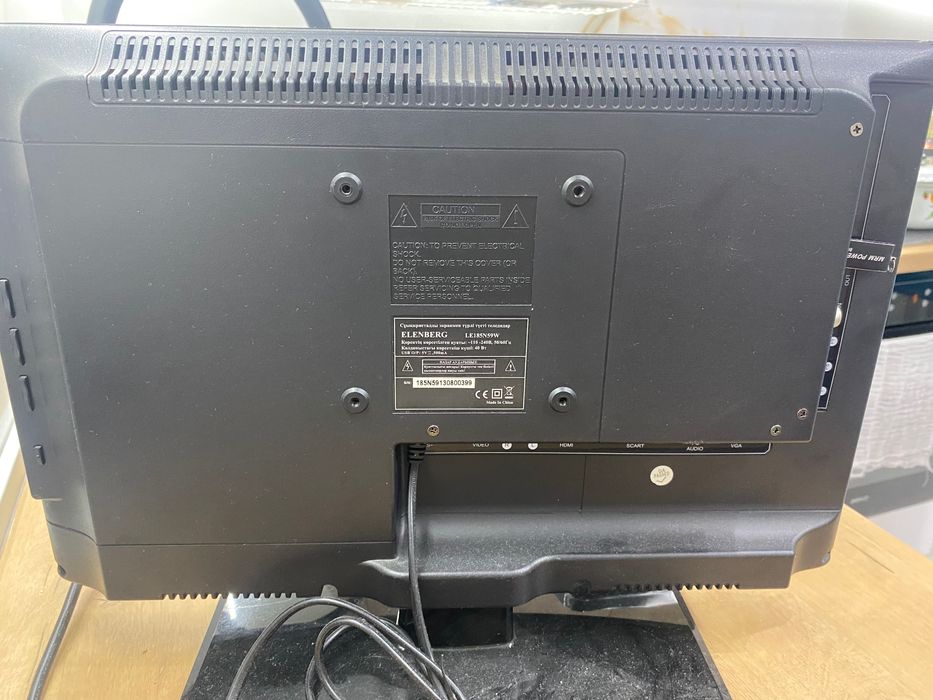 Продам телевизор Elenberg