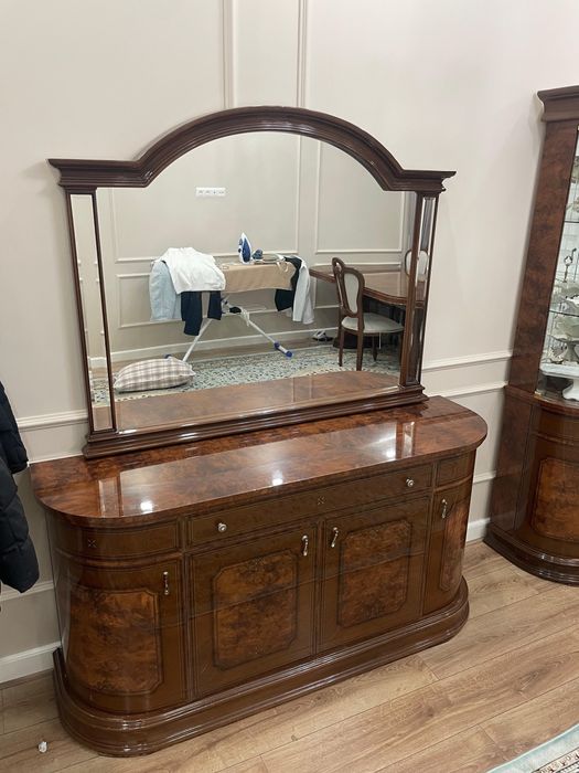 Продается гарнитур б/у