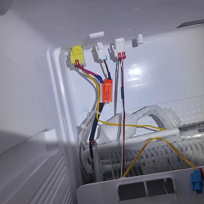 Ремонт холодильников и стиральнных машинна даму