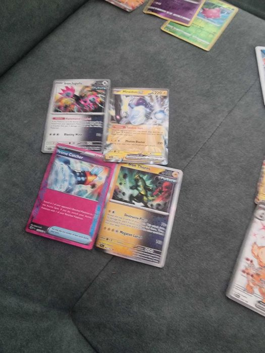 Рядки Pokemon карти. Проверени от hobby games