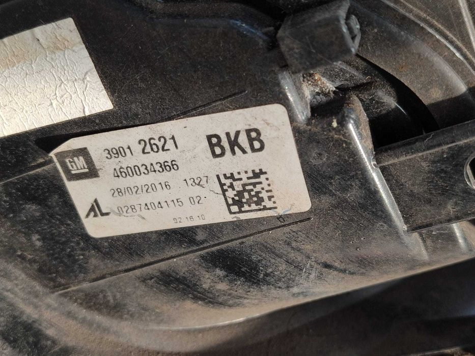 Stop aripa stânga Opel Corsa E Hatchback 4 USI 2016 1.3 Diesel 2014-2019 Cod OEM: 39012621 (5G3)