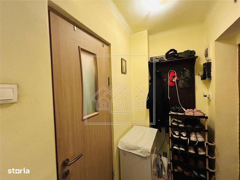Garsoniera mobilata si utilata, 27 mp utili - Zona Terezian