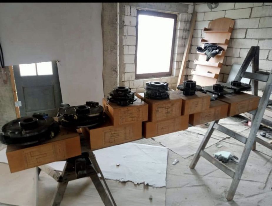 Vand freze profesionale pentru tamplarie lemn