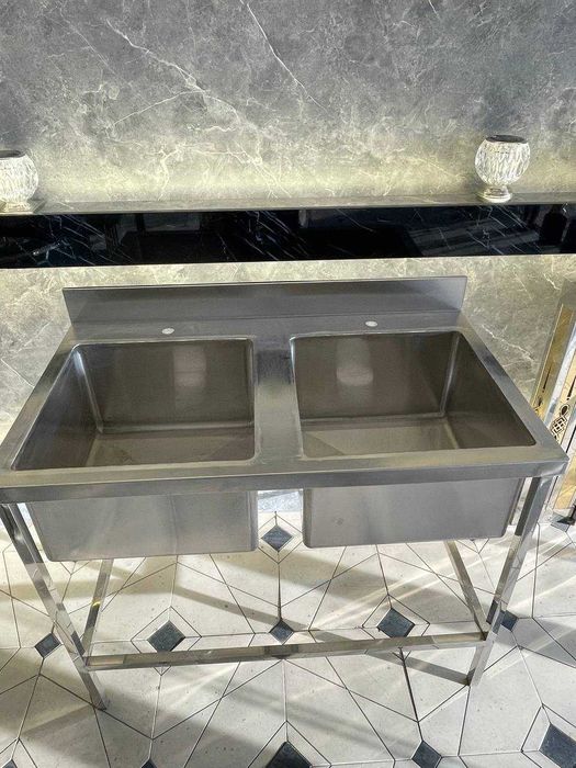 Nerjaveyka moyka oshxona uchun mebel