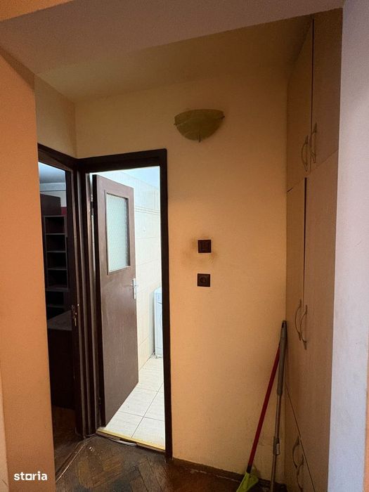 Apartament de vanzare 4 camere 75mp zona Manastur strada Brates