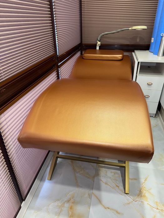 Кушетка для лашмейкнра