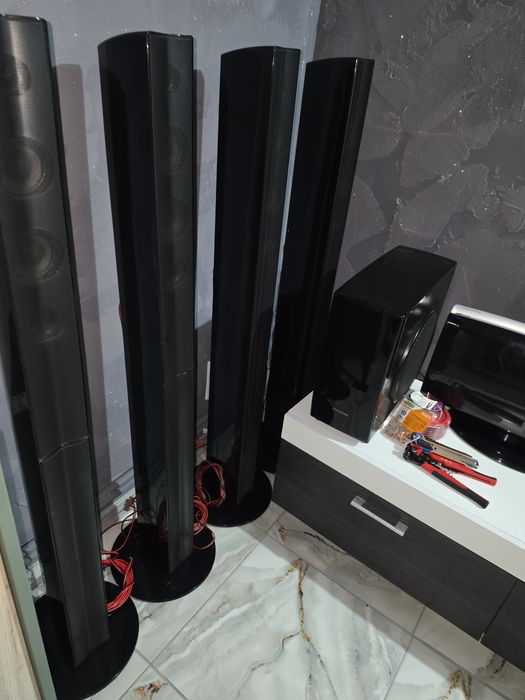 Sistem Home Cinema Samsung 5.1 HT-TX250 cu 4 boxe și subwoofer