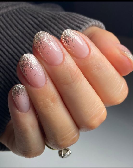 Маникюр50,маникюр покрытие100,наращивание150,педикюр без покрытие100