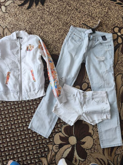 Отдам бесплатно вещи на девочку и мальчика