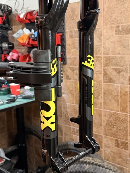 Вилка FOX 32 Rhythm FLOAT 29” 120 mm
