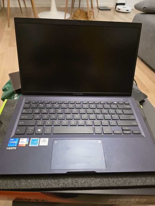 Asus ExpertBook B1400C