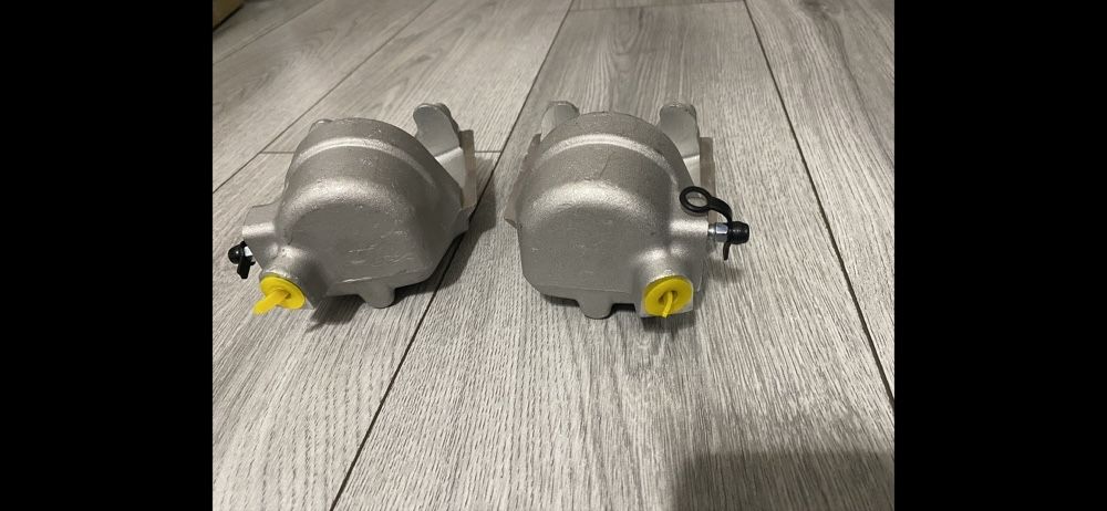 Set etrier etrieri etriere frana Dacia 1300 1310 noi