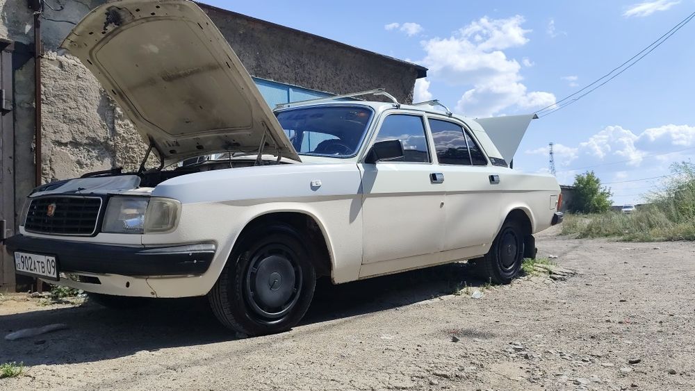 Продам Волга 1995