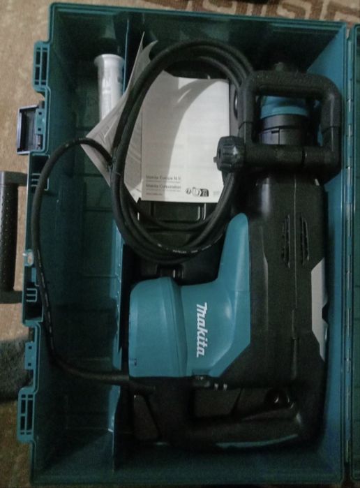 Перфоратор Makita HR5202C 20 Дж, SDS-Max