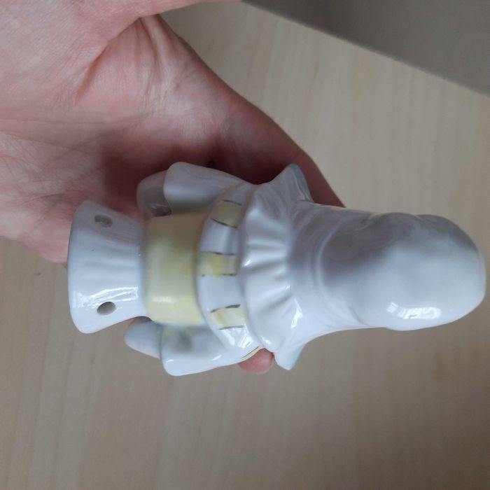 Фигурка колекционерска/ порцелан/