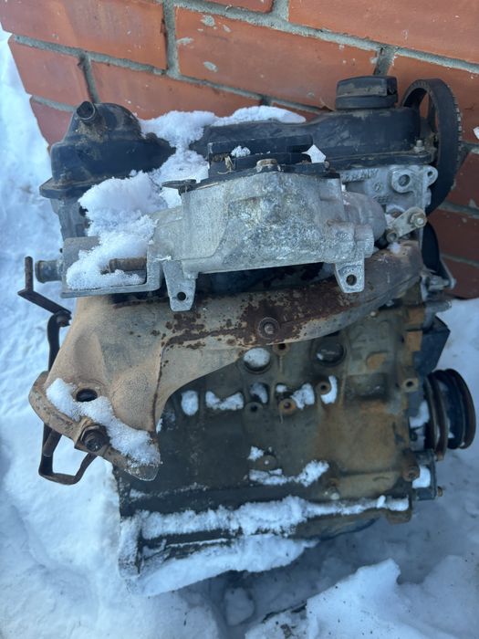 Мотор на ауди 1.8