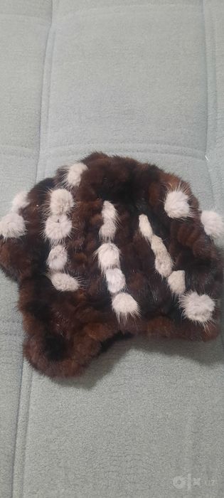 Продаётся натуральная норковая шапка на девочьку