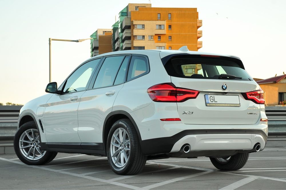 Bmw X3, plug in hybrid, TVA deduct. leasing/credit