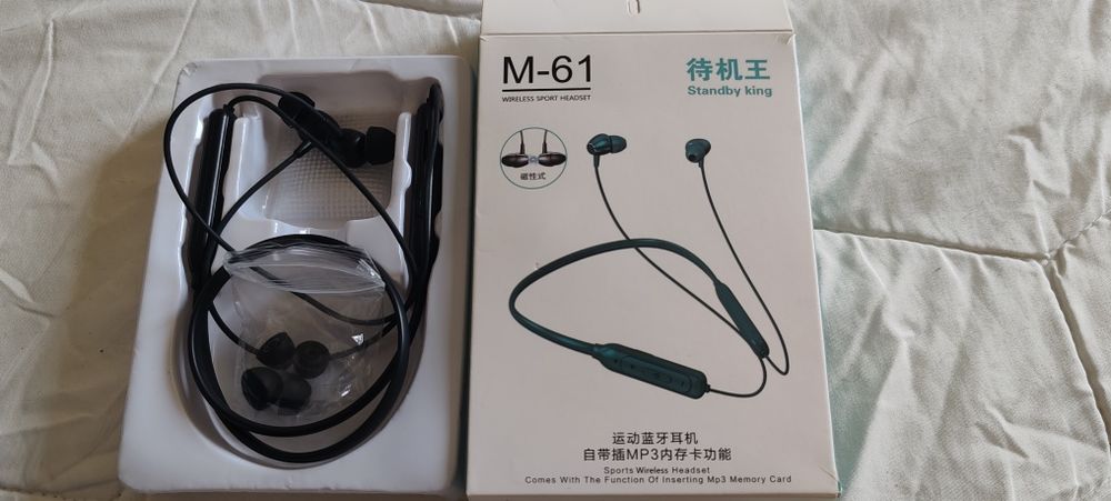 Căști bluetooth noi