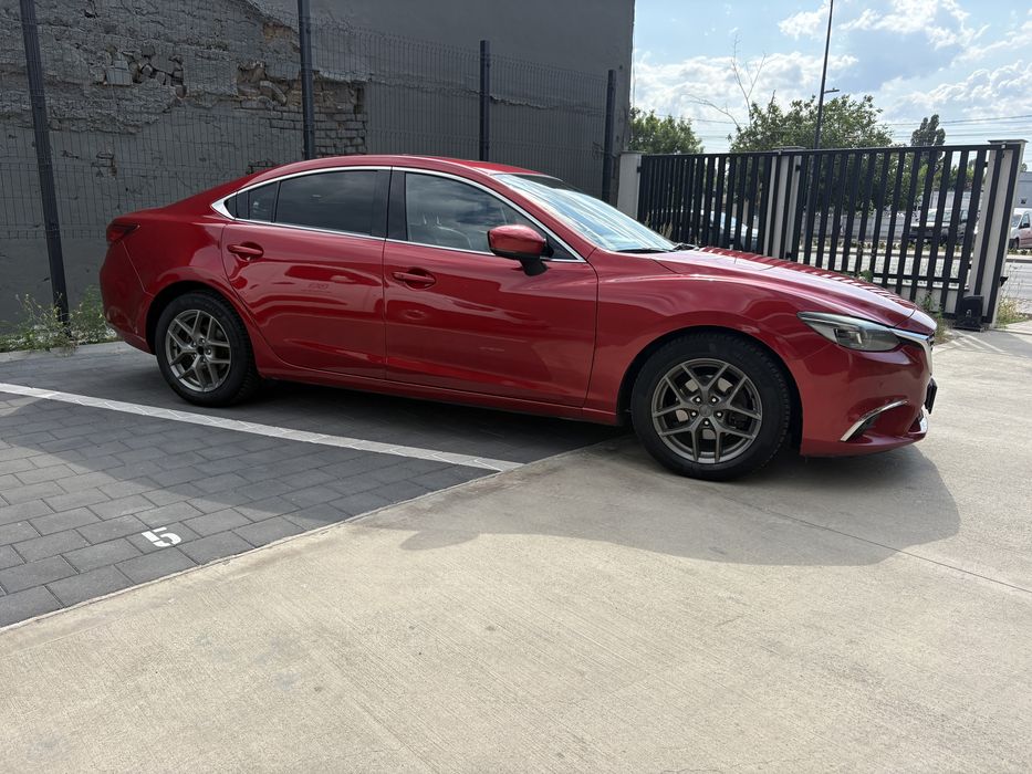 Mazda 6 Revolution Top 2.2 Skyactiv-D 175 CP | Trapa | Full | 2017 Istoric service complet | Unic proprietar | TVA deductibil