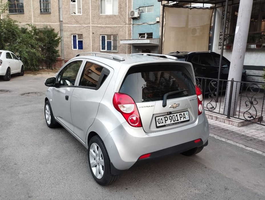 Spark 2013 1,25 mator  kraskasi top toza